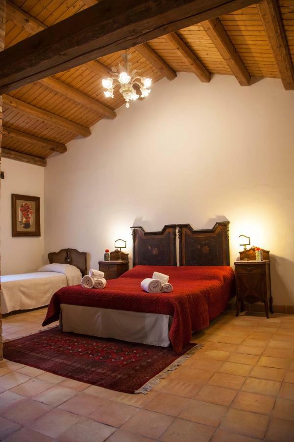 Bed and Breakfast Casa Go'El Chiaramonte Gulfi Esterno foto